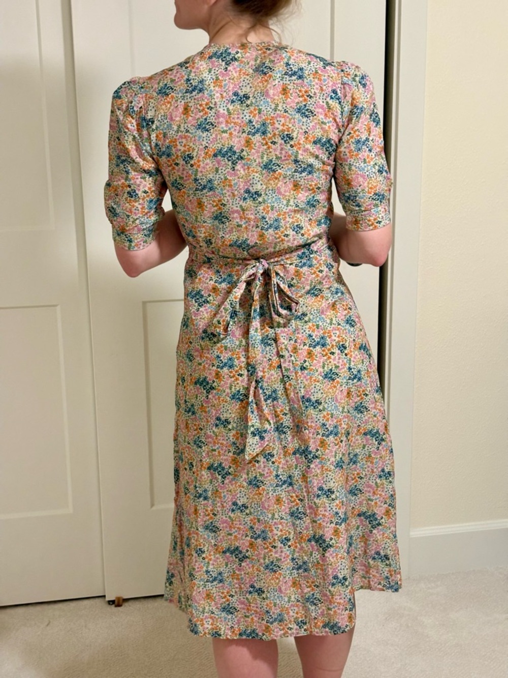 Doen Floral Maxi Dress in Cream with Blue & Pink Bouquet Print - Picture 10 of 10
